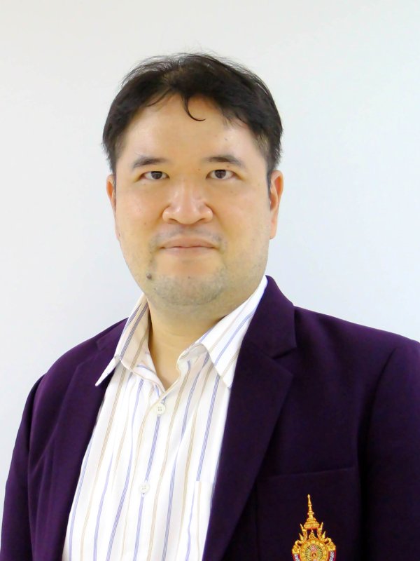 Jintapat Nateewattana