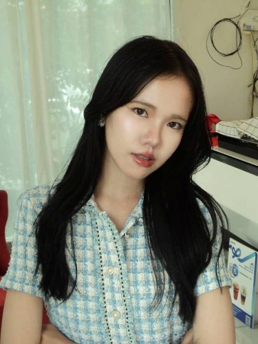 อริสรา ชารีทอง
